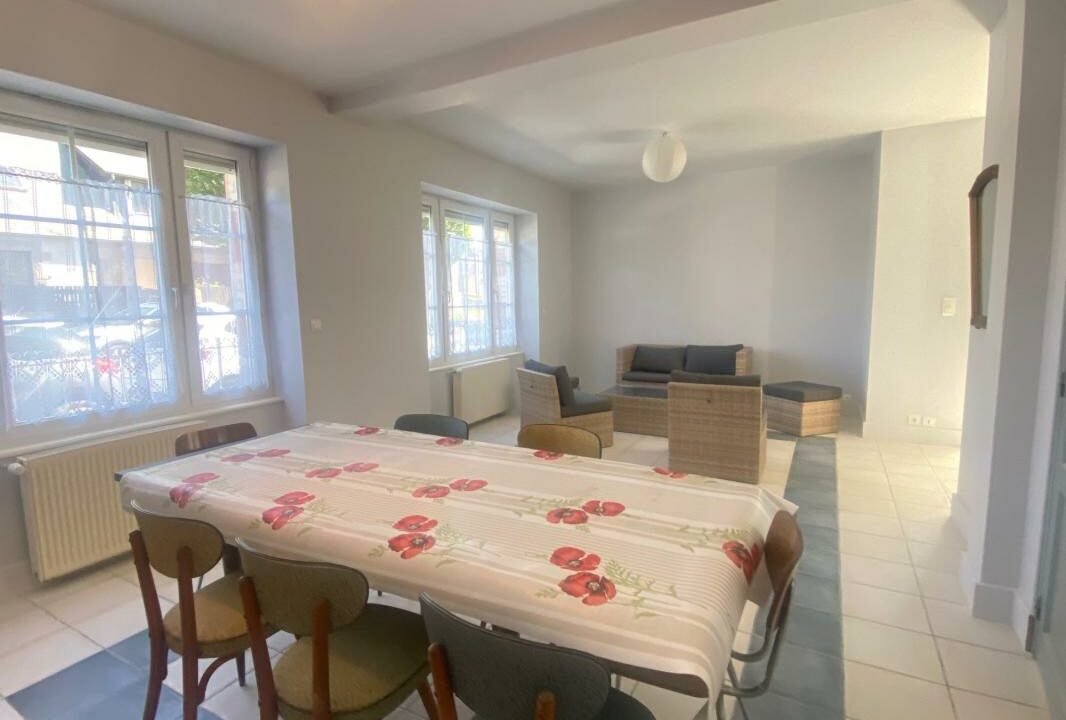 LM2277-ELYSEEGALLIC-VG-12032026-022717-2