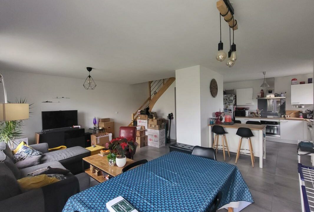 LM2508-ELYSEEGALLIC-VG-02032026-140825-3