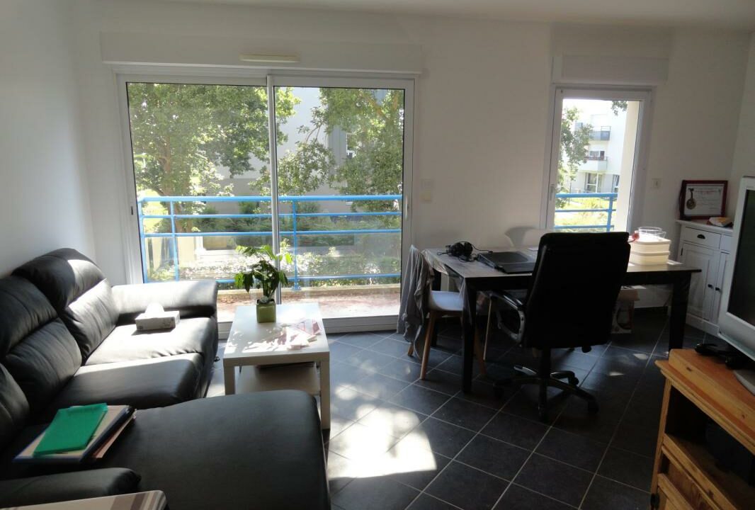 VA2750-ELYSEEGALLIC-VG-05032026-140754-1