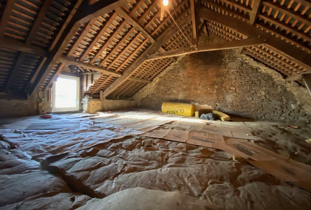 VM2307-ELYSEEGALLIC-VG-21032026-022729-1