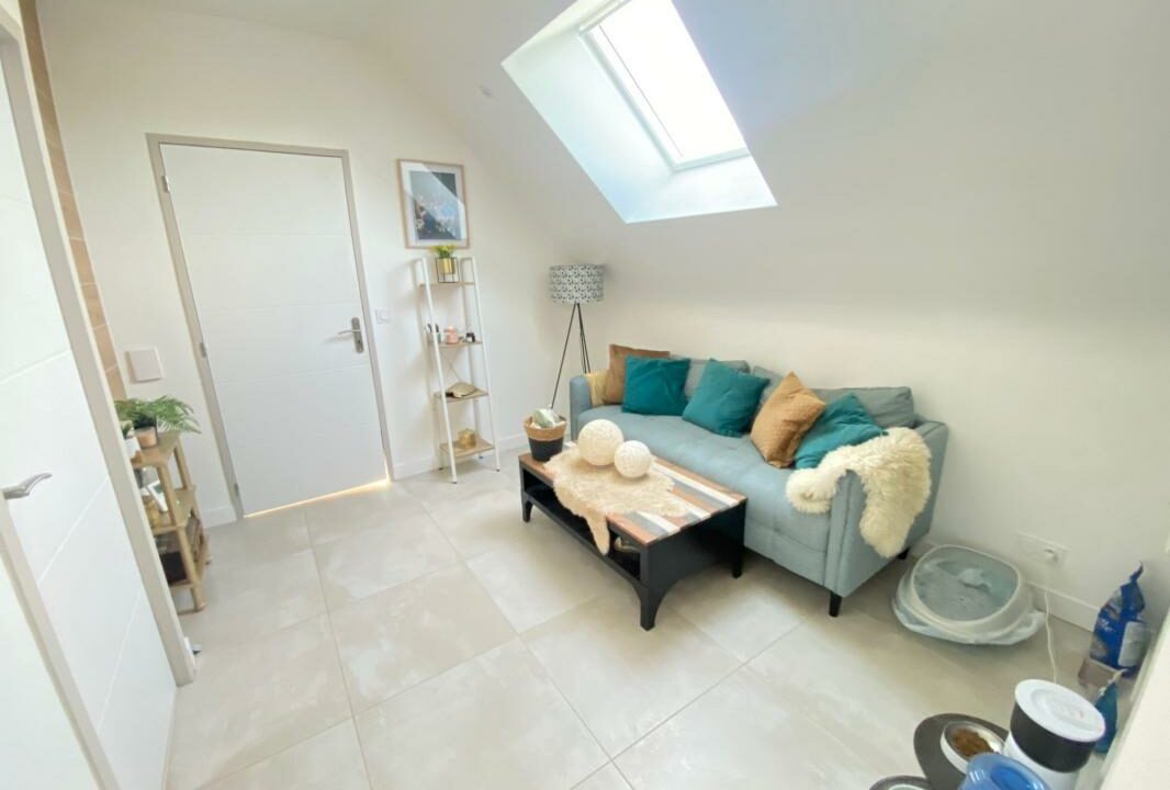 VM2312-ELYSEEGALLIC-VG-19032026-134804-11