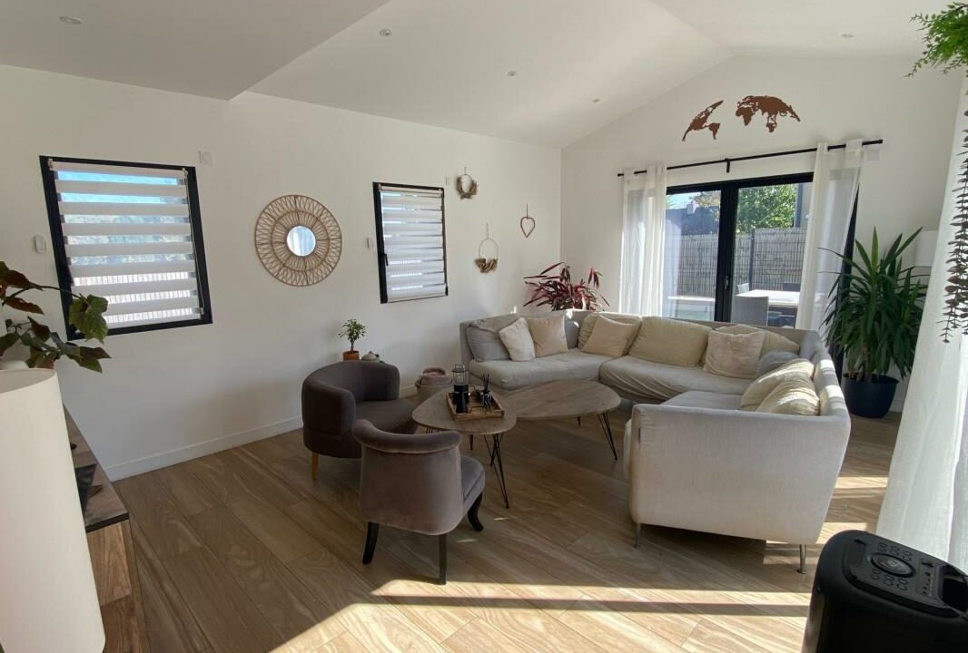 VM2312-ELYSEEGALLIC-VG-19032026-134804-6