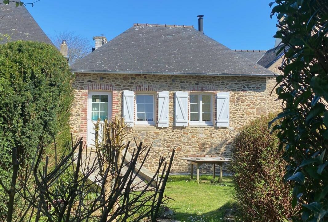 VM2343-ELYSEEGALLIC-VG-14032026-140332