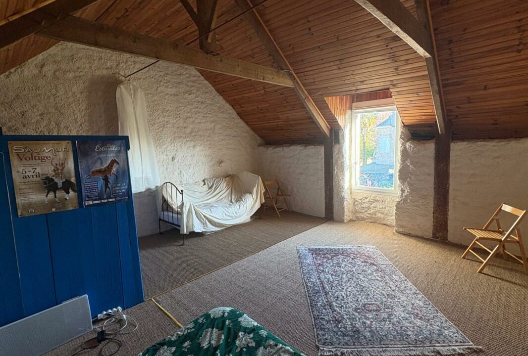 VM2403-ELYSEEGALLIC-VG-21032026-140045-6