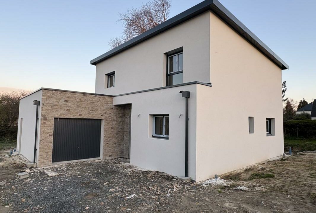 VM2477-ELYSEEGALLIC-VG-03032026-015533