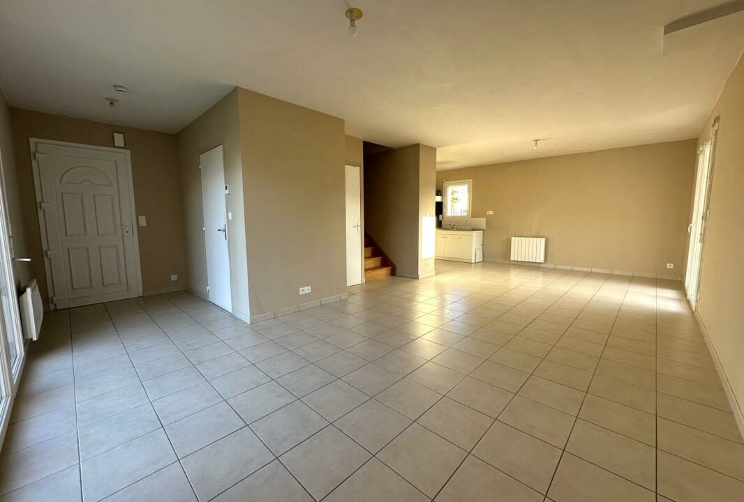 VM2478-ELYSEEGALLIC-VG-04032026-022304-1