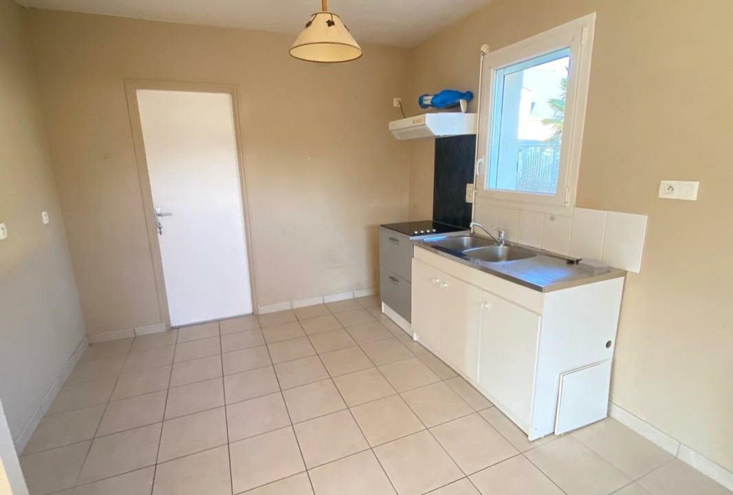 VM2478-ELYSEEGALLIC-VG-04032026-022304-2