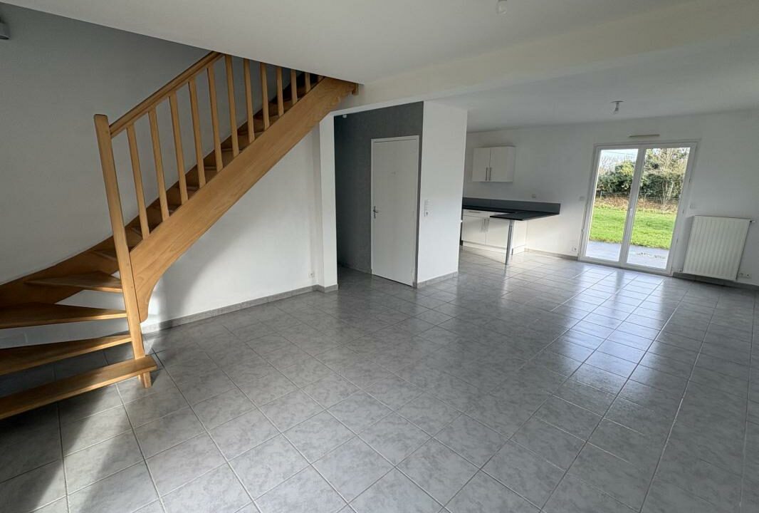 VM2519-ELYSEEGALLIC-VG-17032026-141353-2