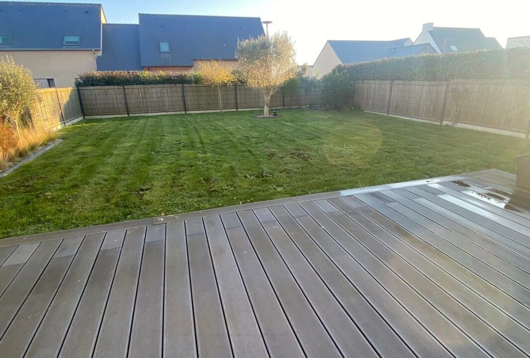 LM2530-ELYSEEGALLIC-VG-03042026-015227-5