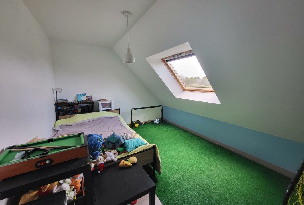 LM2534-ELYSEEGALLIC-VG-15042026-015502-6