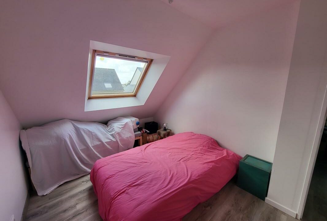 LM2534-ELYSEEGALLIC-VG-15042026-015502-7