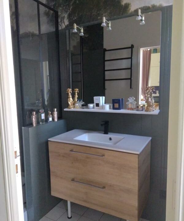 VA2851-ELYSEEGALLIC-VG-01042026-021822-6