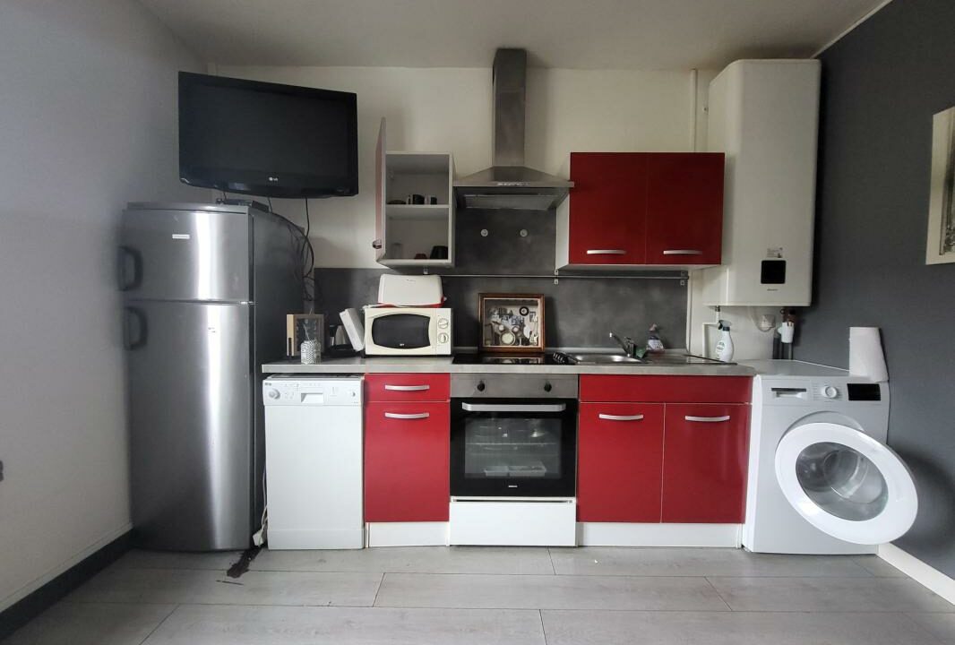 VA2852-ELYSEEGALLIC-VG-01042026-021823-1