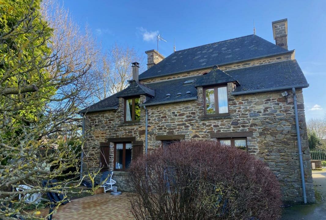 VM2246-ELYSEEGALLIC-VG-01042026-021824-1