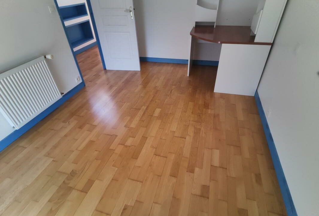 VM2362-ELYSEEGALLIC-VG-01042026-021826-13