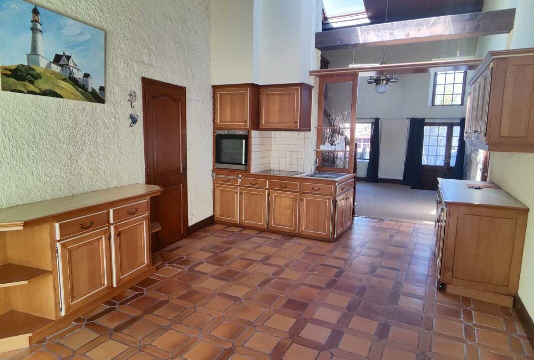 VM2362-ELYSEEGALLIC-VG-01042026-021826-4