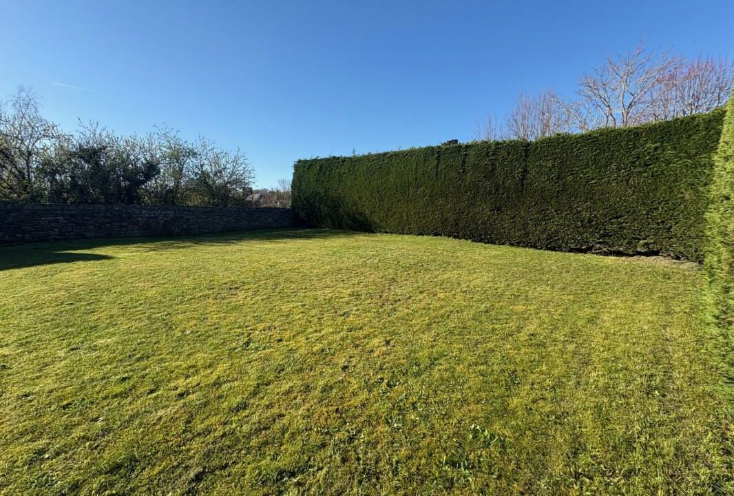 VM2403-ELYSEEGALLIC-VG-01042026-021827-8