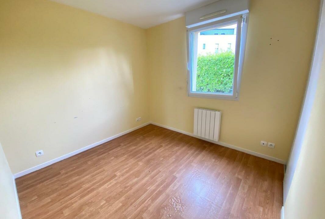 VM2407-ELYSEEGALLIC-VG-01042026-021828-5