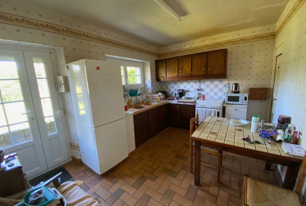 VM2415-ELYSEEGALLIC-VG-01042026-021828-2