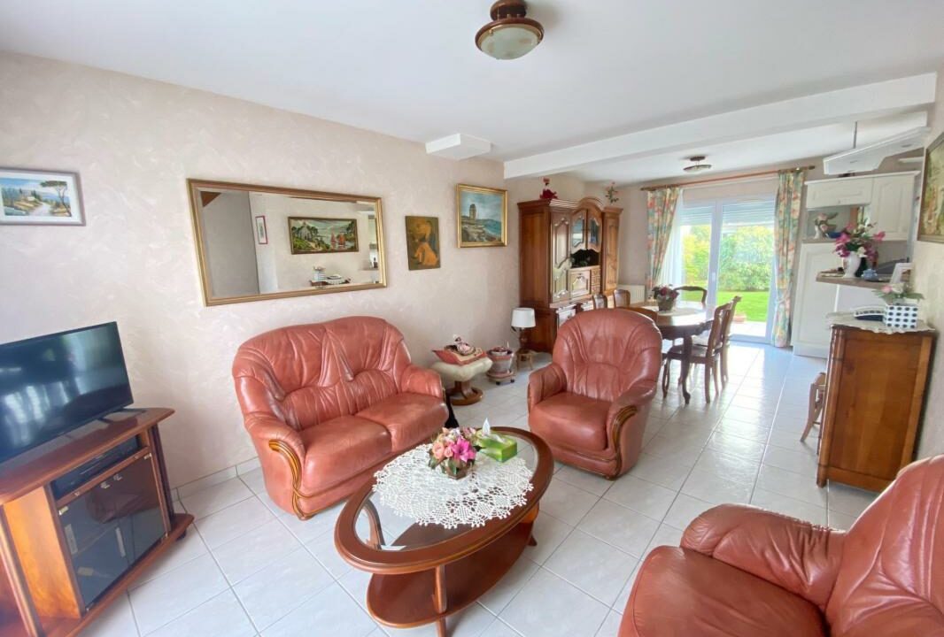 VM2484-ELYSEEGALLIC-VG-01042026-021830-1