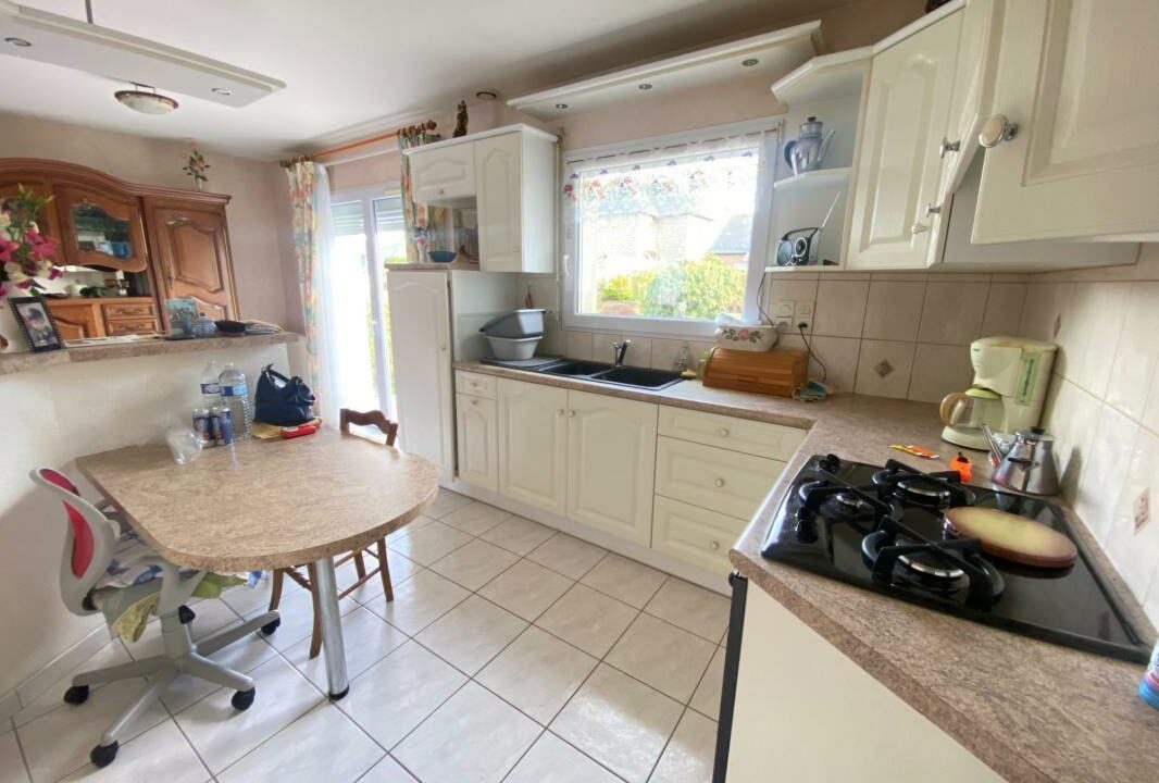 VM2484-ELYSEEGALLIC-VG-01042026-021830-2