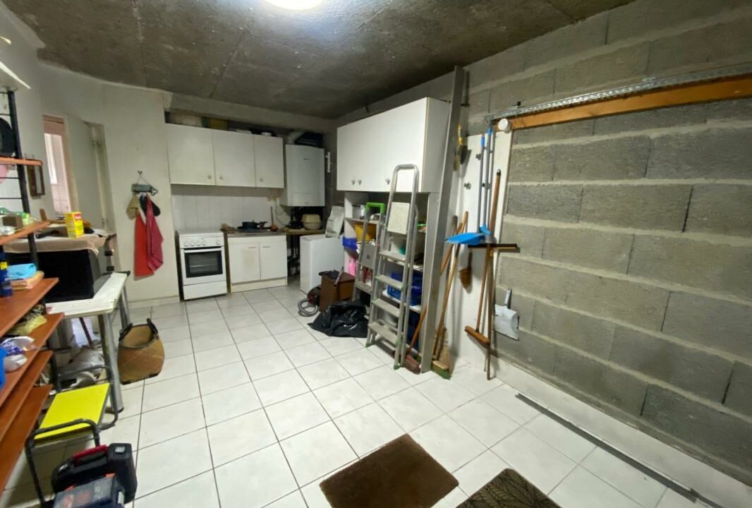 VM2484-ELYSEEGALLIC-VG-01042026-021830-7