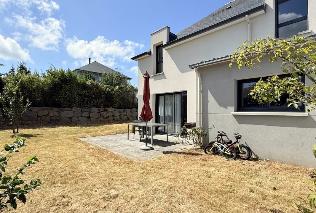 VM2487-ELYSEEGALLIC-VG-01042026-021830-10