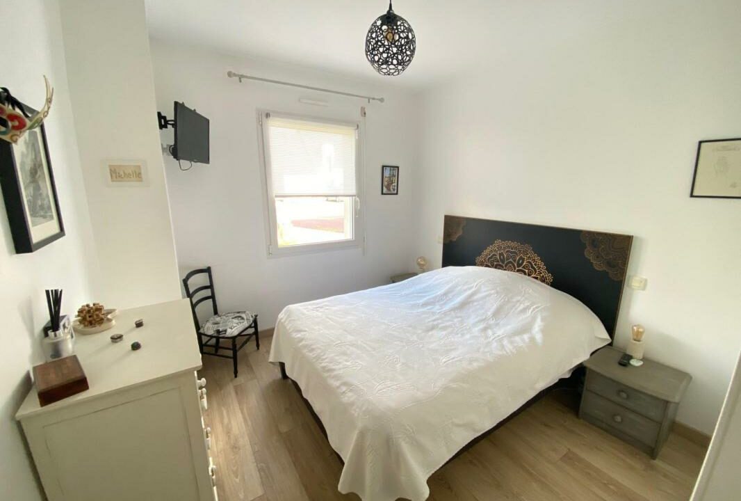 VM2506-ELYSEEGALLIC-VG-01042026-021831-4