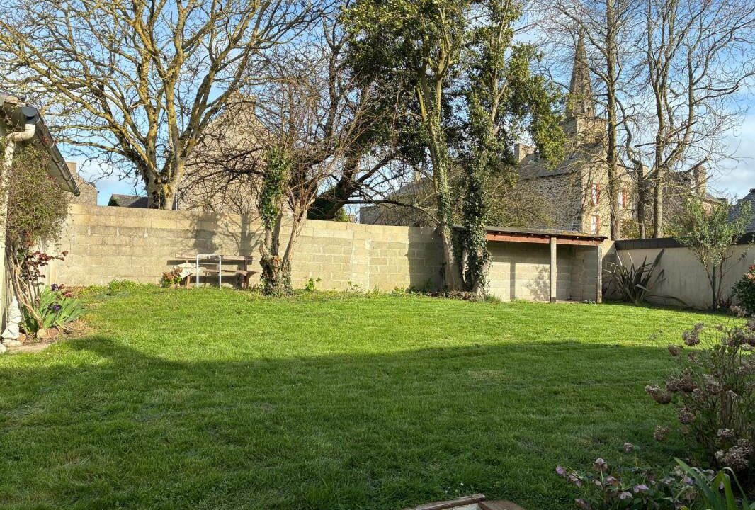 VM2524-ELYSEEGALLIC-VG-01042026-021831-7