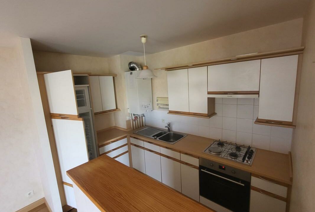 LA2773-ELYSEEGALLIC-VG-08072026-015454-3