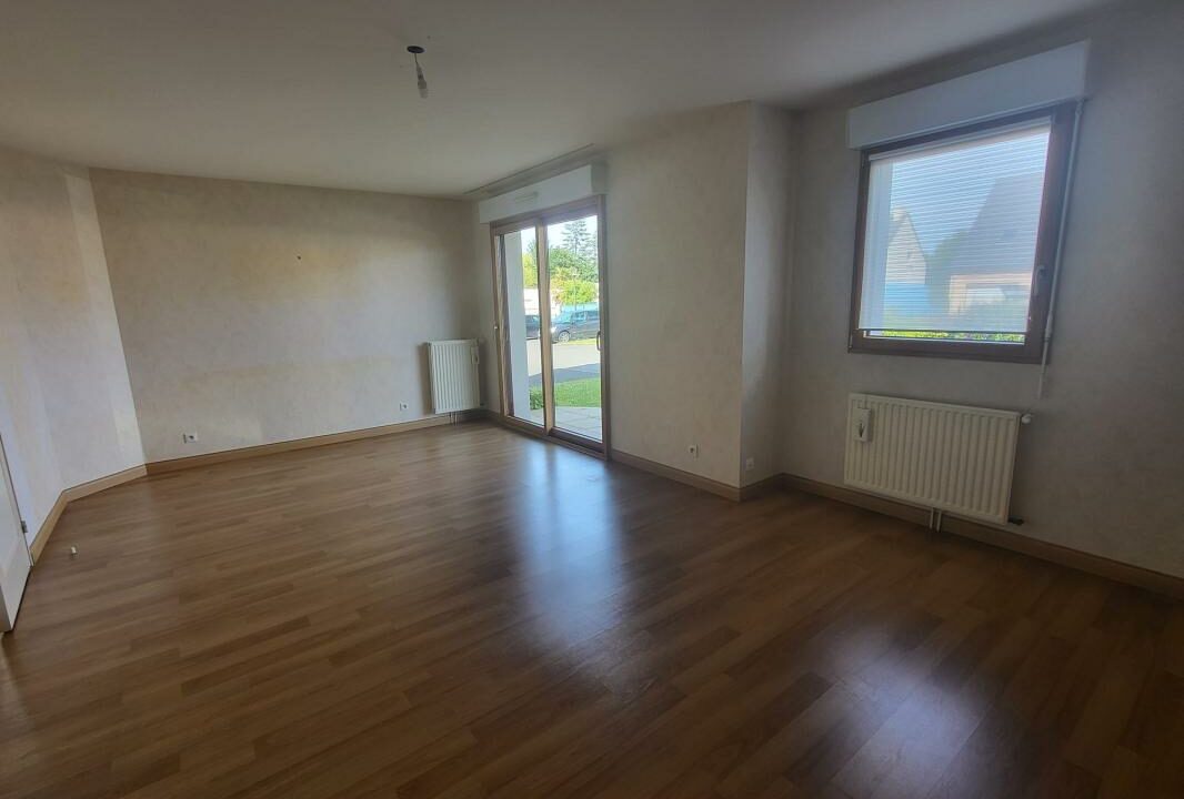 LA2773-ELYSEEGALLIC-VG-08072026-015454-4