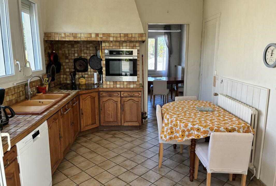 VM2585-ELYSEEGALLIC-VG-30072026-014552-5