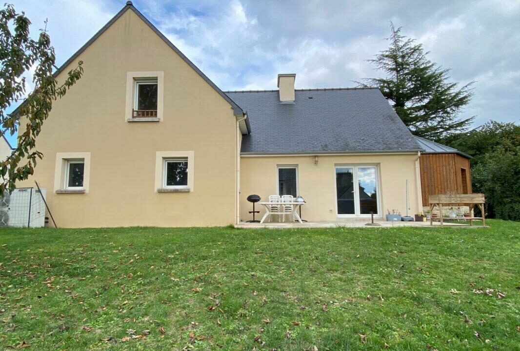 LM2213-ELYSEEGALLIC-VG-05082026-142137