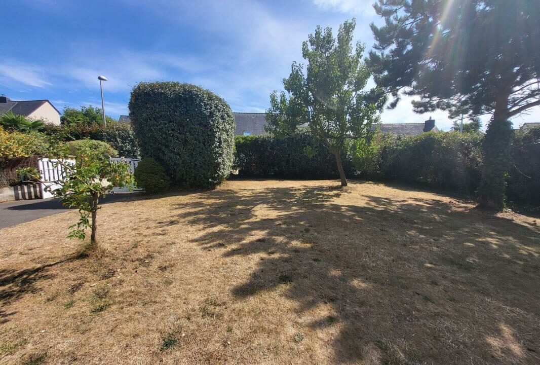 LM2583-ELYSEEGALLIC-VG-11082026-135432-9