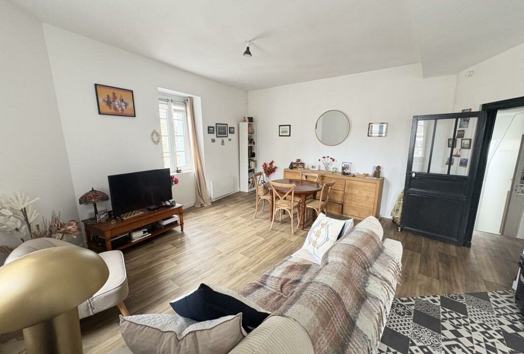 VA2946-ELYSEEGALLIC-VG-27082026-015729
