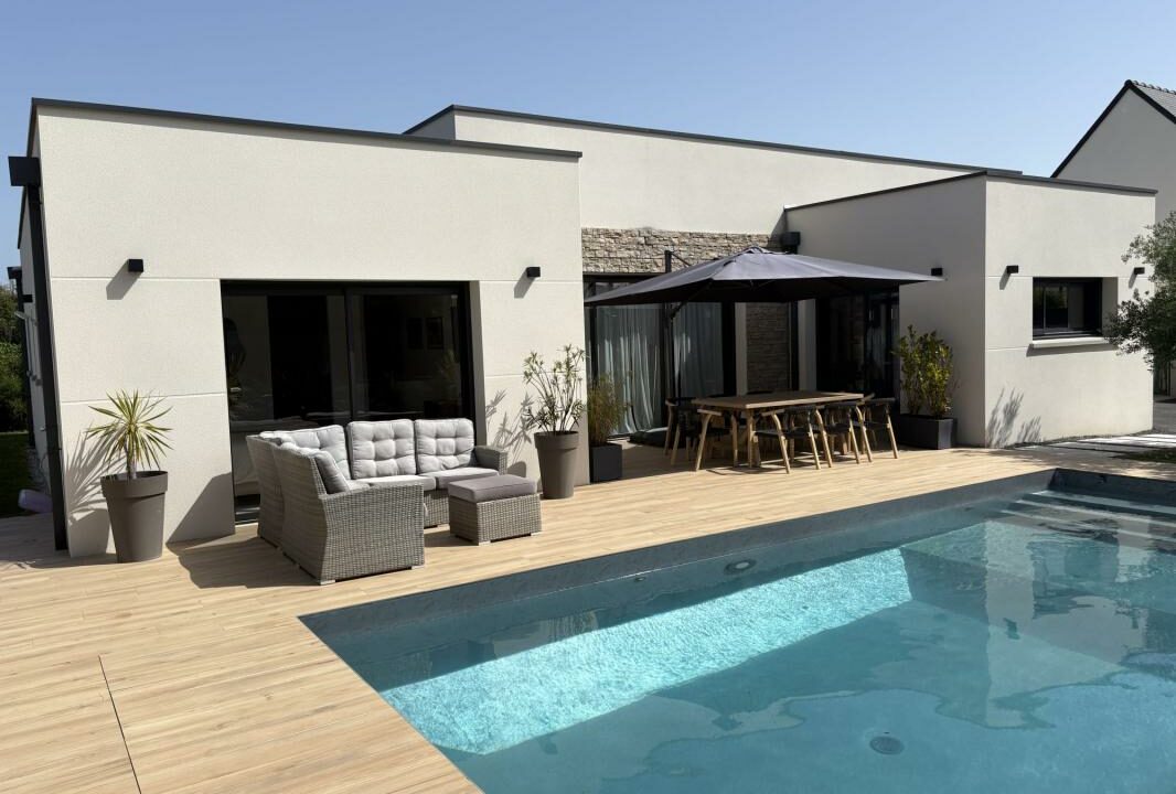 VM2588-ELYSEEGALLIC-VG-07082026-020631-8