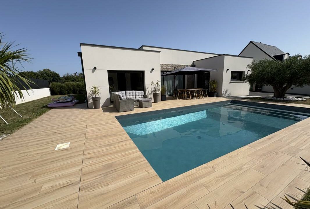 VM2588-ELYSEEGALLIC-VG-07082026-020631-9
