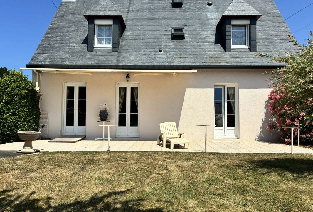 VM2594-ELYSEEGALLIC-VG-13082026-141351-10