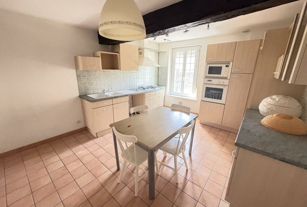 VA2926-ELYSEEGALLIC-VG-31082026-135430-6