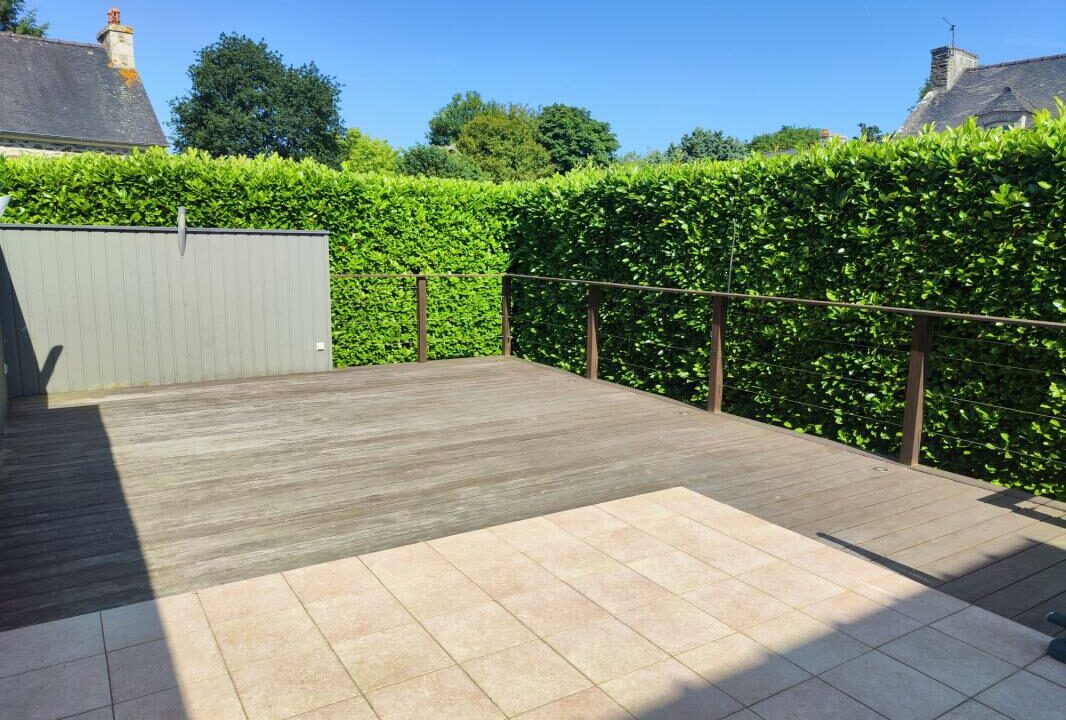 VM2376-ELYSEEGALLIC-VG-15092026-014834-9