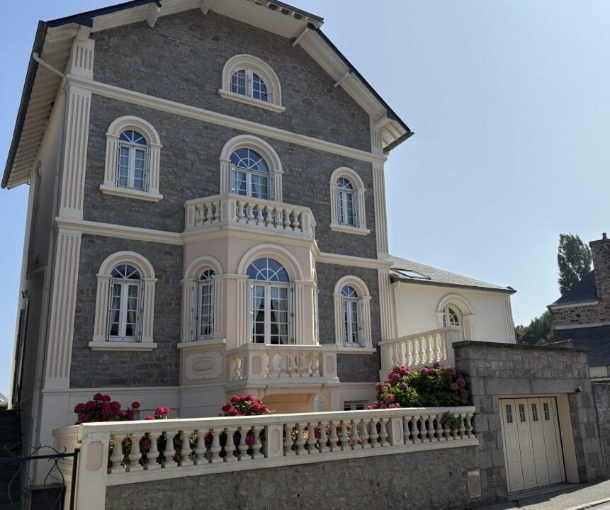 VM2401-ELYSEEGALLIC-VG-14092026-140132