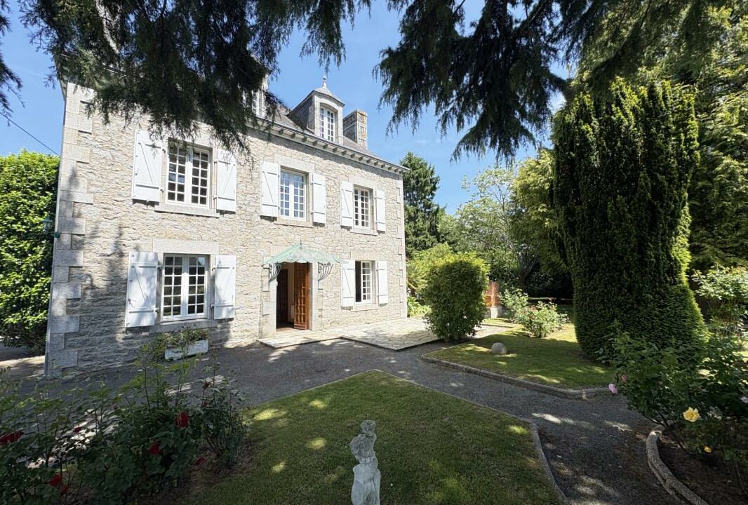 VM2549-ELYSEEGALLIC-VG-15092026-134823