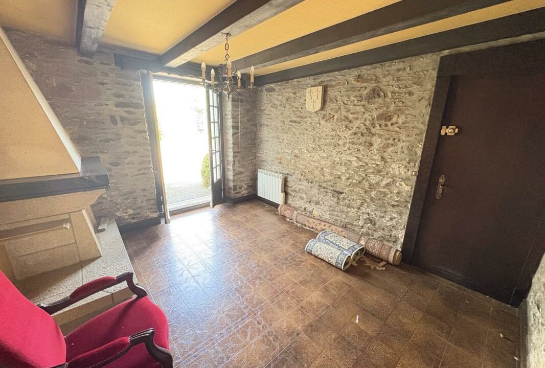 VM2549-ELYSEEGALLIC-VG-15092026-134823-9