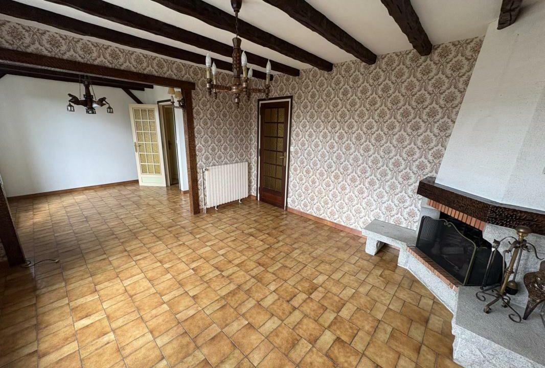 VM2570-ELYSEEGALLIC-VG-15092026-134824-2