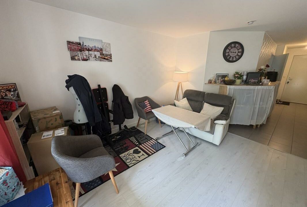 VA2923-ELYSEEGALLIC-VG-07102026-013222-9