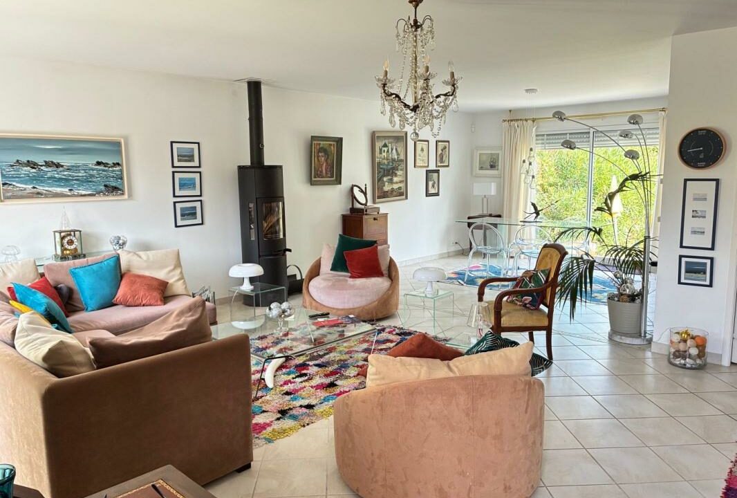 VM2629-ELYSEEGALLIC-VG-07102026-013226-1