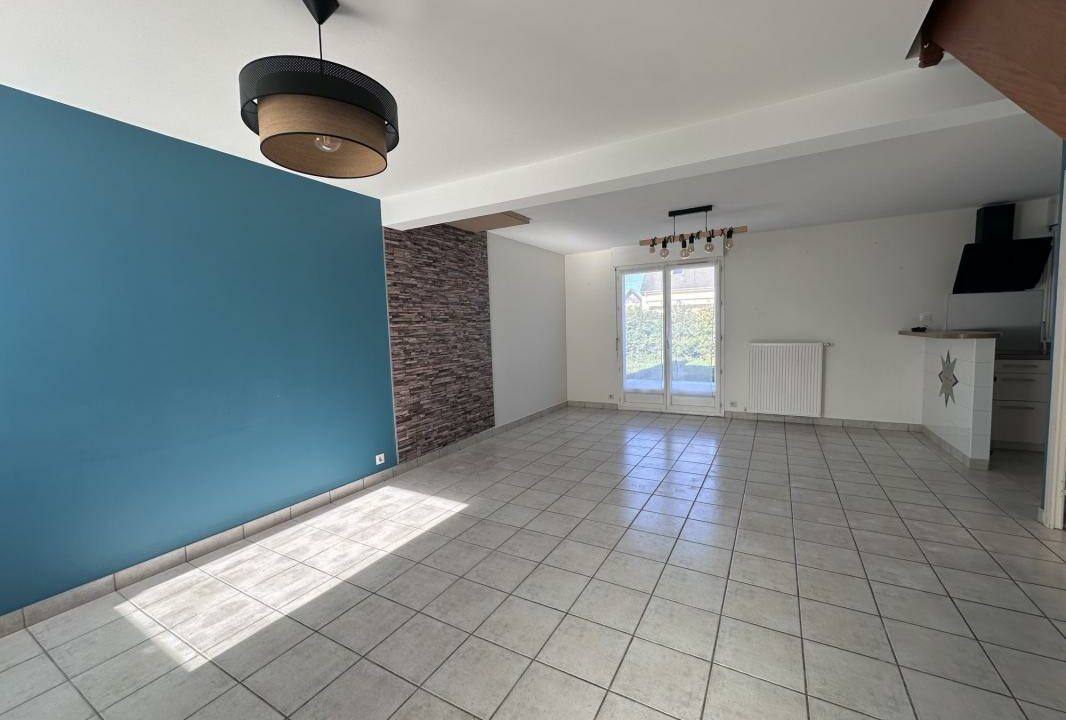 VM2637-ELYSEEGALLIC-VG-02102026-134101-1